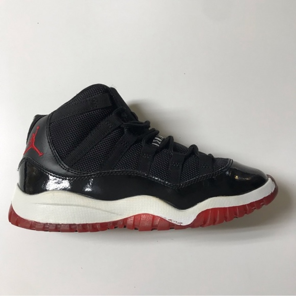 Jordan 11 Retro Playoffs (2012) gs